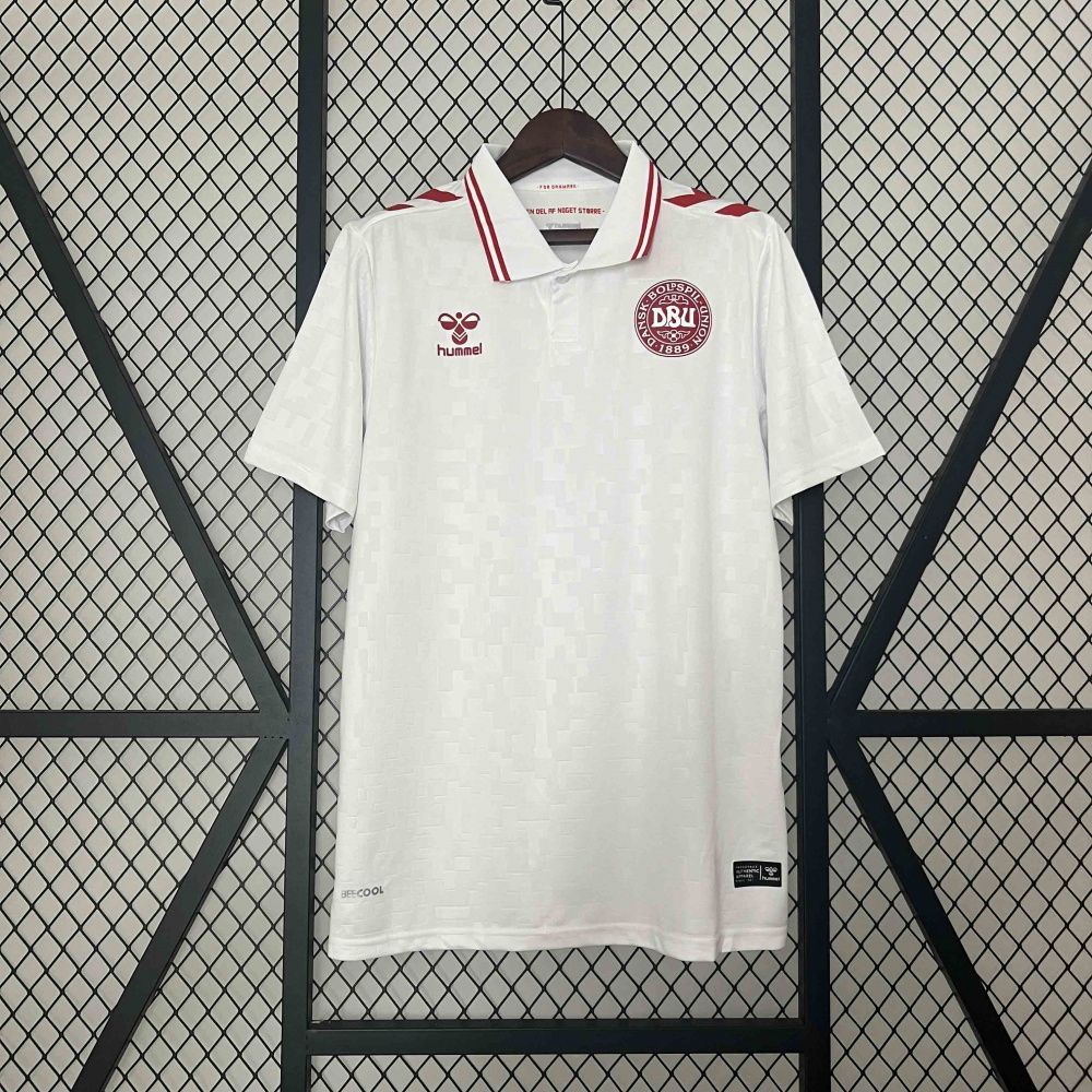Camisa Masculina Dinamarca II - Hummel 2024