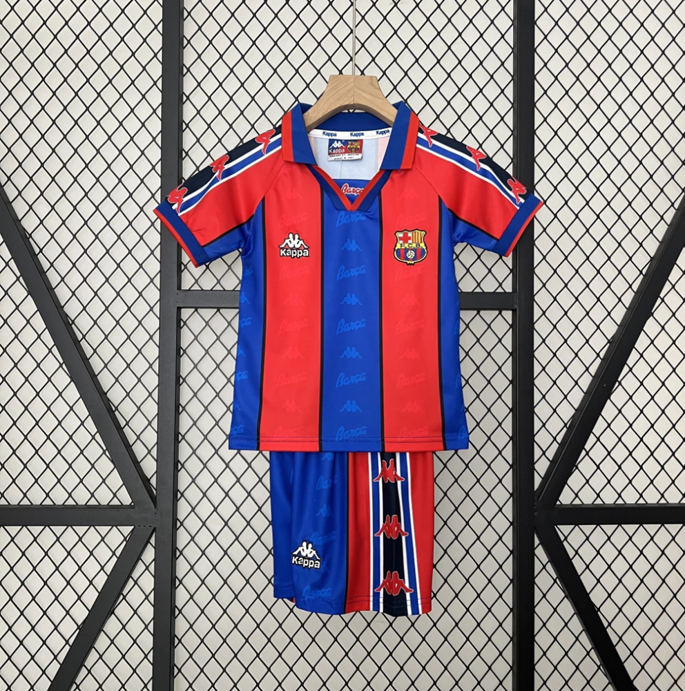Kit Infantil Retrô Barcelona I - Kappa 95/97