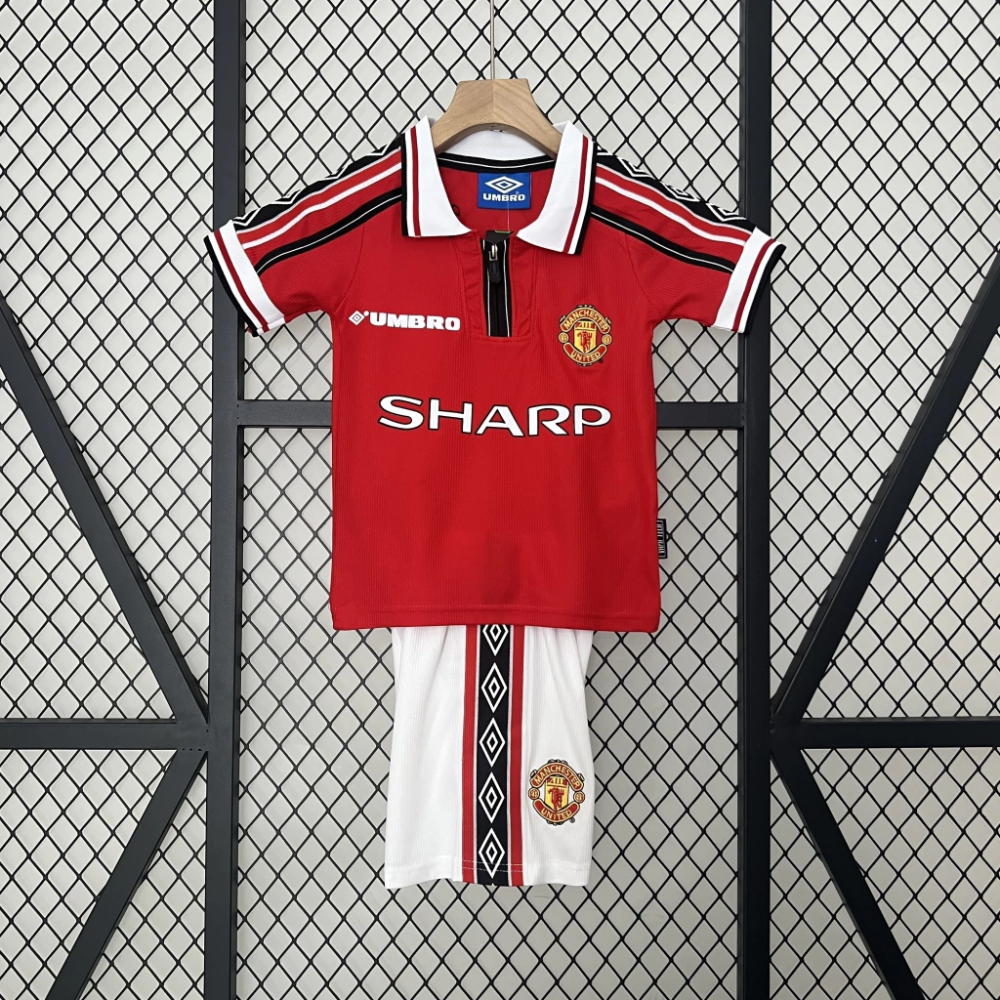 Kit Infantil Retrô Manchester United I - Umbro 98/99