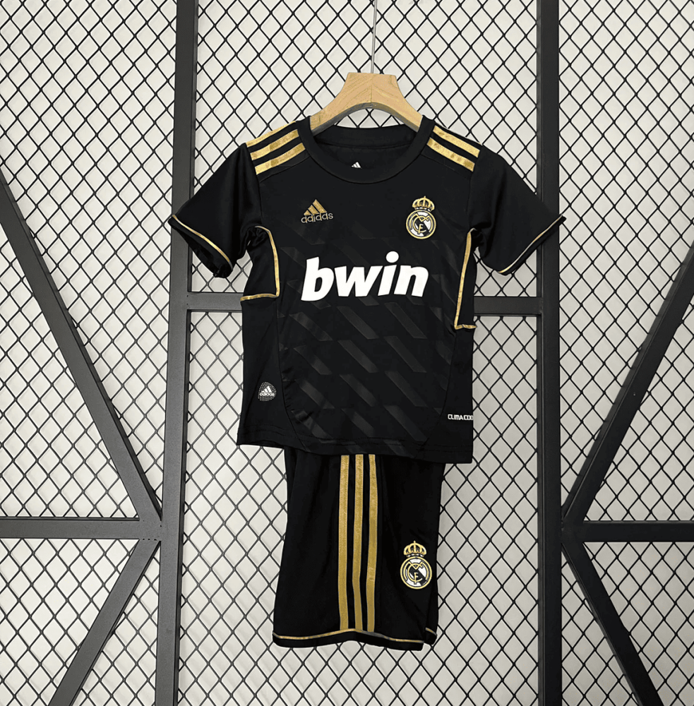 Kit Infantil Retrô Real Madrid II - Adidas 11/12