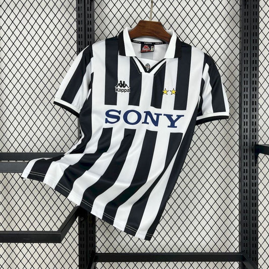 Camisa Retrô Juventus I - Kappa 96/97