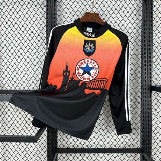 Camisa Retrô Manga Longa NewCastle United Goleiro I - Adidas 96/97