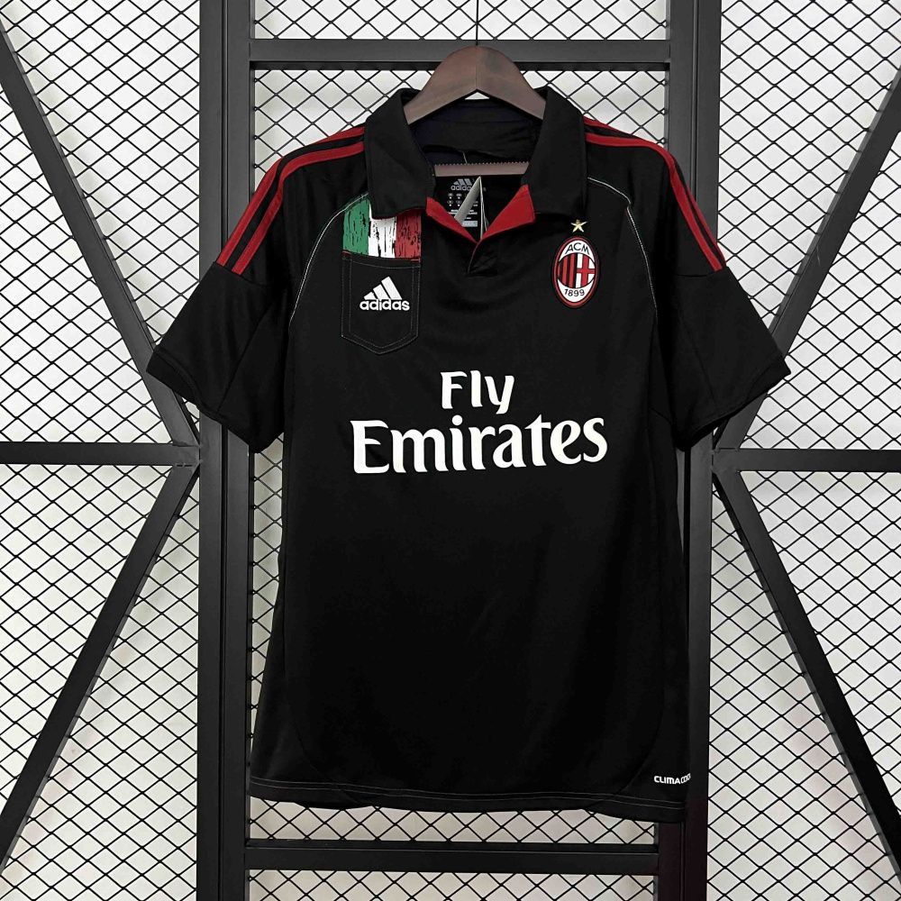 Camisa Retrô Milan II - Adidas 12/13