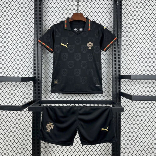 Kit Infantil Portugal Pantera Negra - Puma 2026