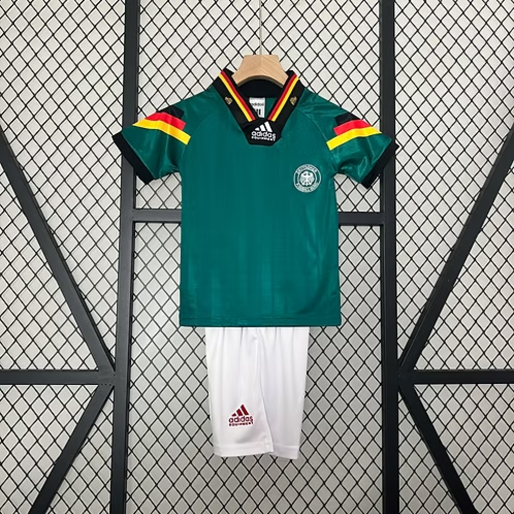 Kit Infantil Retrô Alemanha II - Adidas 1992