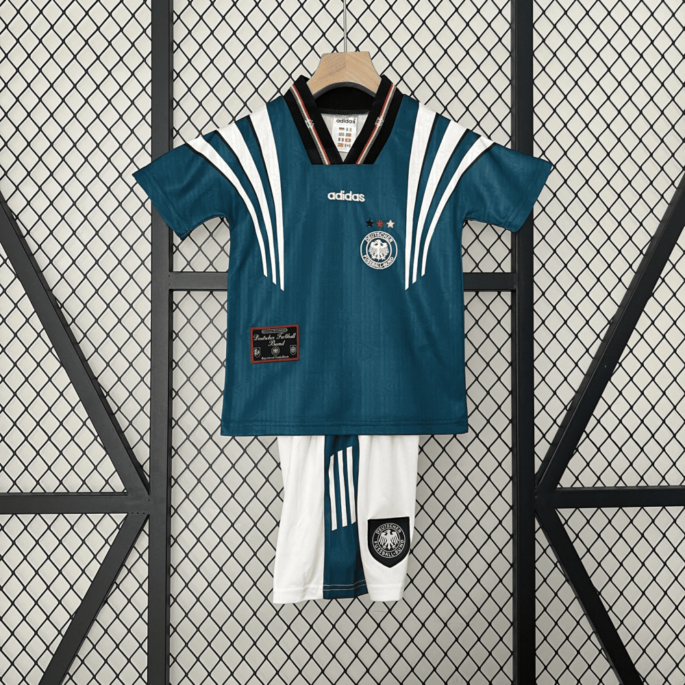 Kit Infantil Retrô Alemanha II - Adidas 1996