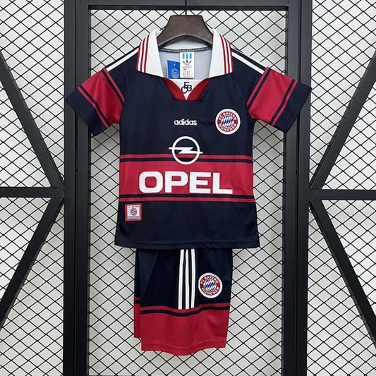 Kit Infantil Retrô Bayern de Munique I - Adidas 97/99