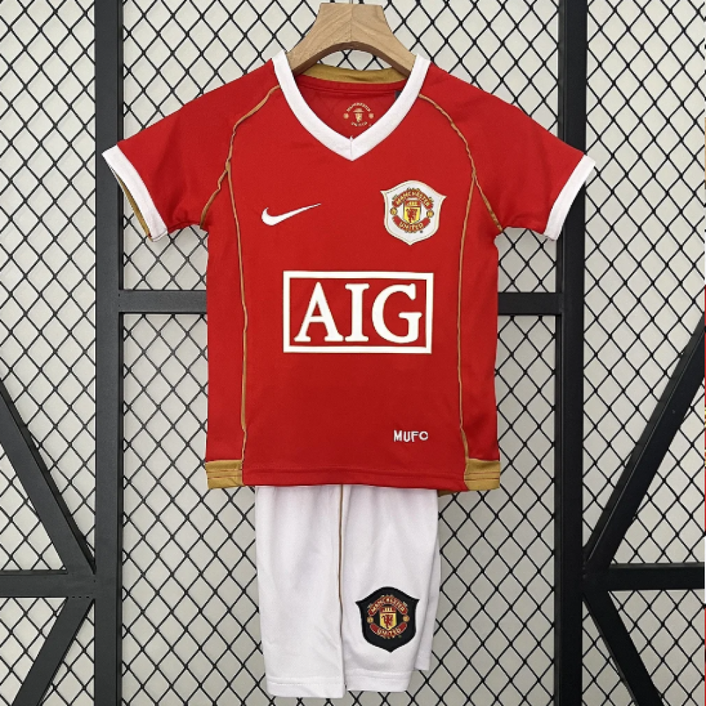 Kit Infantil Retrô Manchester United I - Nike 06/07