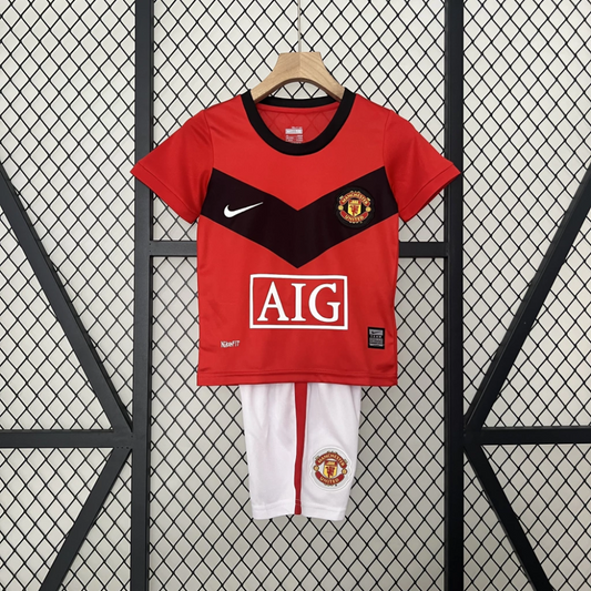 Kit Infantil Retrô Manchester United I - Nike 09/10