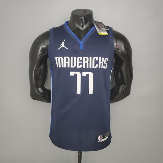 Regata Swingman Dallas Mavericks Statement Edition II 20/22 - Luka Dončić #77